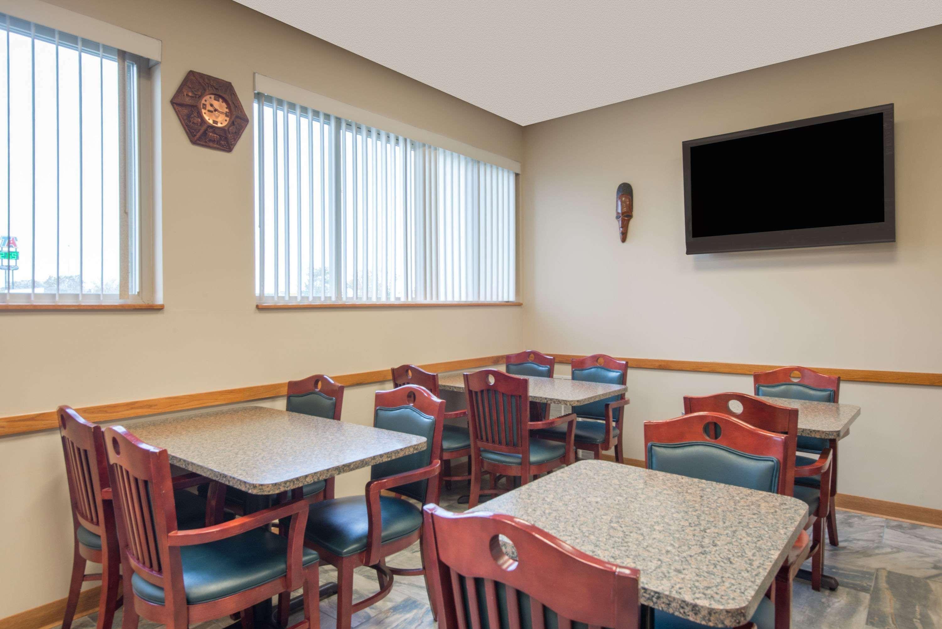 Super 8 By Wyndham Youngstown/Austintown Exterior foto