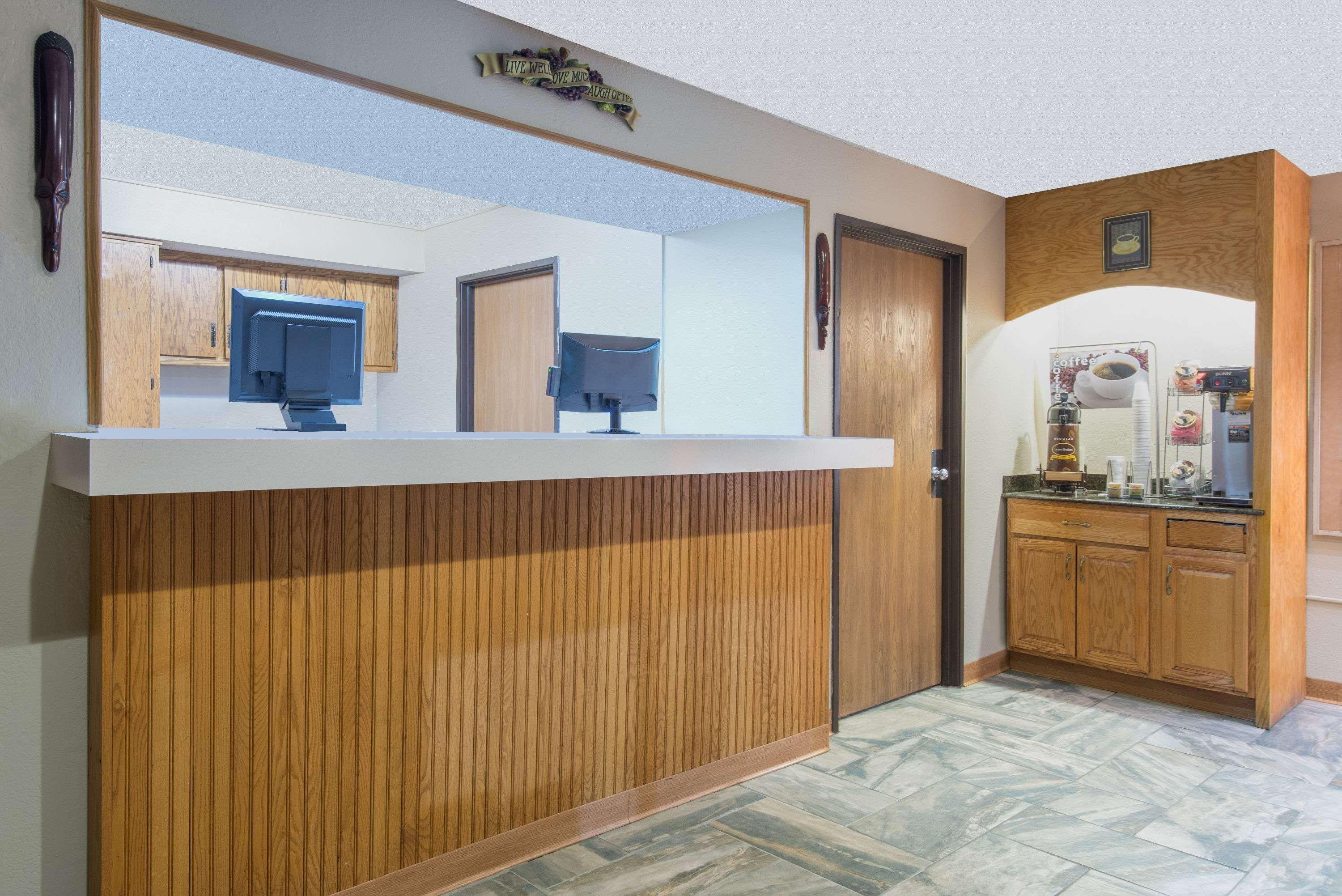Super 8 By Wyndham Youngstown/Austintown Exterior foto